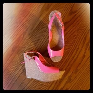 Pink wedges Jessica Simpson